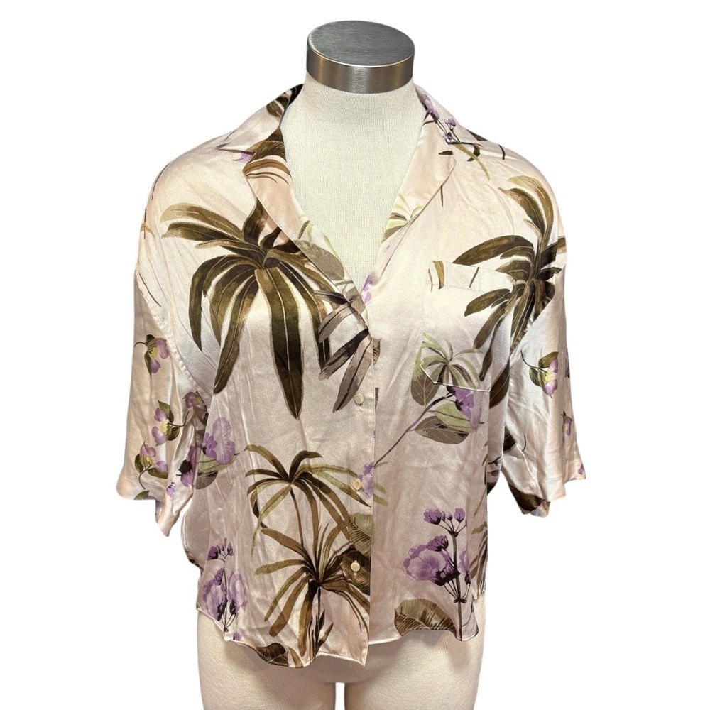 Vince Womens Blouse Floral Cream Short Sleeve Silk Sz. S - Picture 2 of 8